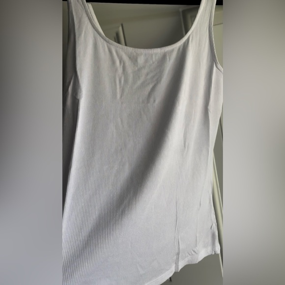 NWT LETT AMAZING Naples Microrib White Faint Shimmer Square Scoop Neck Tank Top - Picture 14 of 17